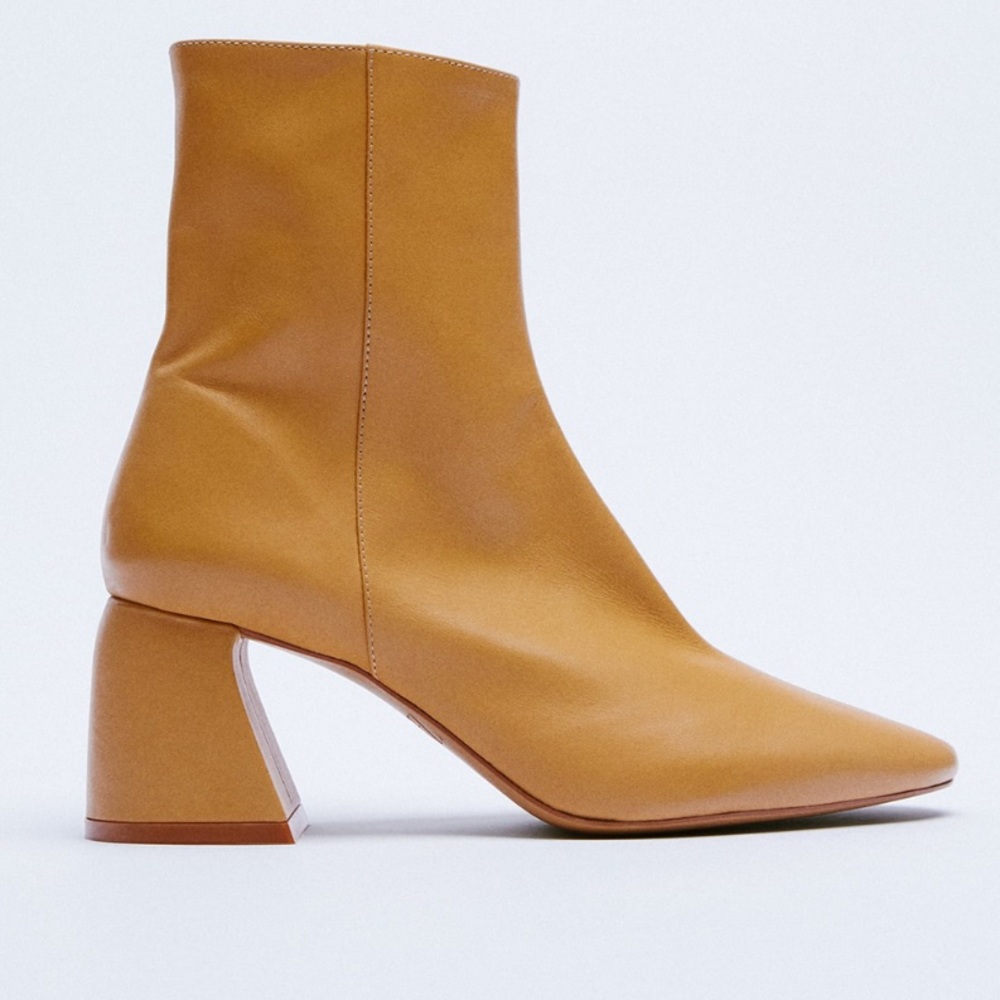 Zara leather ankle boots, new with tags, defective - Picture 3 of 10
